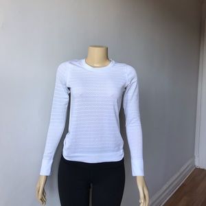 Lululemon white long sleeve size 4
